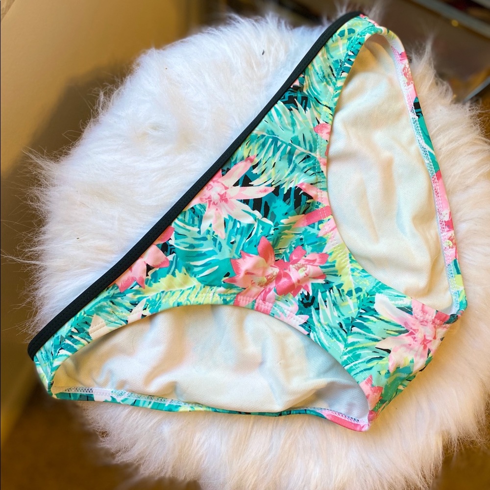 Bikini bottoms
